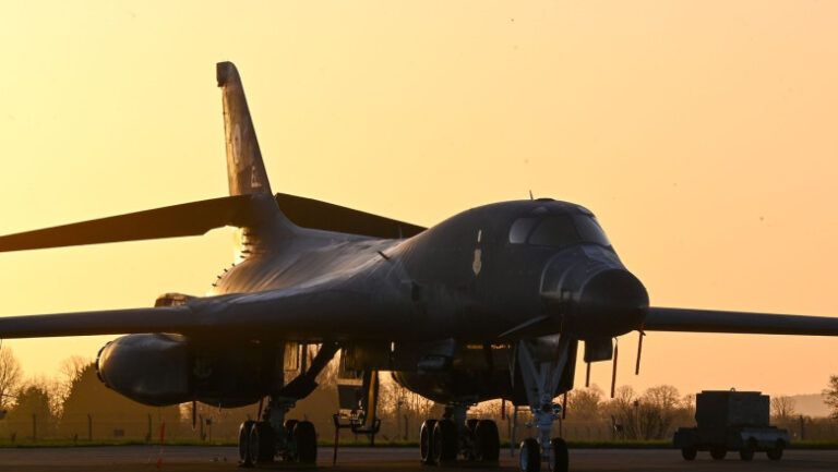 spania-inchide-spatiul-aerian-pentru-aeronavele-sua-implicate-in-razboiul-cu-iran-si-refuza-utilizarea-bazelor-militare