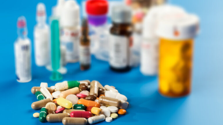 medicamente-in-valoare-de-10-milioane-de-lei-lipsesc-dintr-o-unitate-medicala-din-bucuresti.-acuzatia-adusa-farmacistului-sef