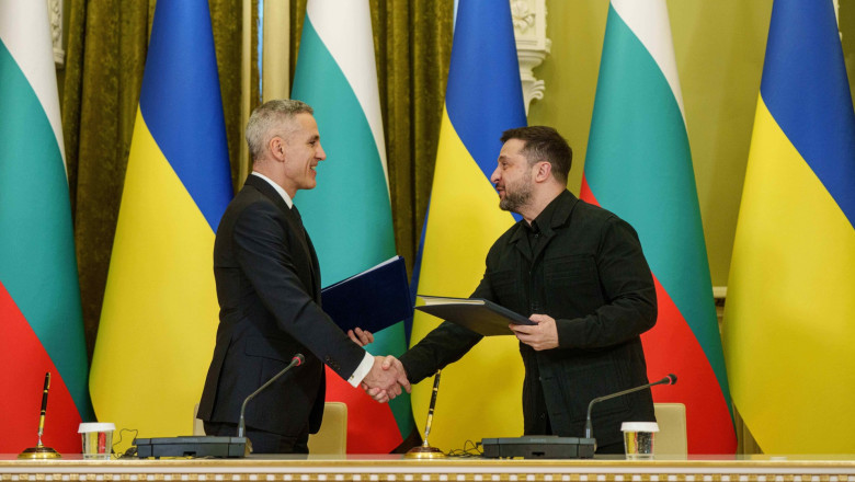 ucraina-si-bulgaria-au-semnat-un-acord-de-securitate-pe-10-ani:-ajutor-militar,-productie-de-armament-si-cooperare-energetica ucraina-si-bulgaria-au-semnat-un-acord-de-securitate-pe-10-ani:-ajutor-militar,-productie-de-armament-si-cooperare-energetica
