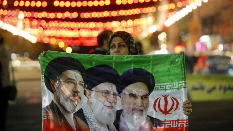 razboi-in-orientul-mijlociu,-ziua-32.-explozii-puternice-in-urma-unui-val-de-atacuri-care-au-vizat-orasul-isfahan-din-iran