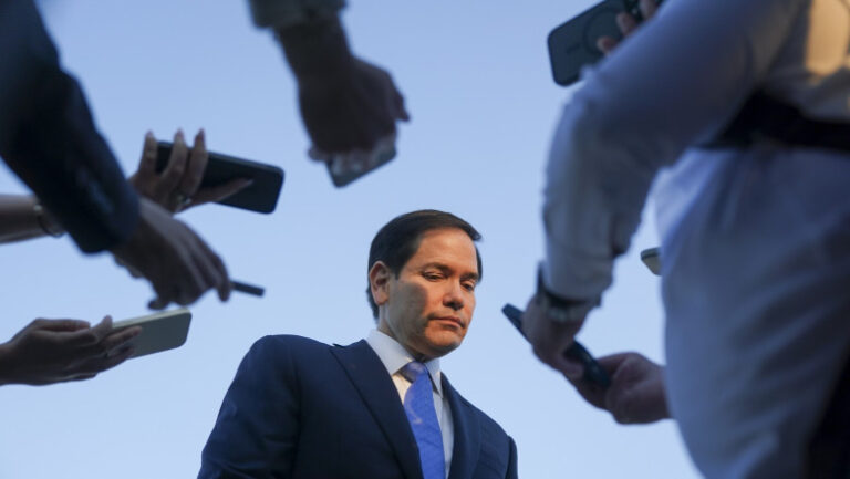 rubio-ameninta-ca-sua-si-ar-putea-schimba-pozitia-fata-de-nato-din-cauza-sprijinului-limitat-in-iran.-„ne-vom-ocupa-de-asta-mai-tarziu”