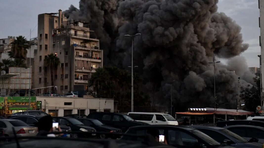 razboiul-din-orientul-mijlociu,-ziua-33-|-explozii-in-sudul-beirutului-/-israelul-a-interceptat-rachete-iraniene,-iar-exploziile-s-au-auzit-pana-in-damasc-/-armata-iordaniei-a-distrus-patru-rachete-lansate-de-teheran razboiul-din-orientul-mijlociu,-ziua-33-|-explozii-in-sudul-beirutului-/-israelul-a-interceptat-rachete-iraniene,-iar-exploziile-s-au-auzit-pana-in-damasc-/-armata-iordaniei-a-distrus-patru-rachete-lansate-de-teheran