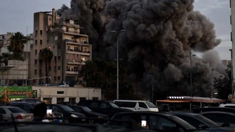 razboiul-din-orientul-mijlociu,-ziua-33-|-explozii-in-sudul-beirutului-/-israelul-a-interceptat-rachete-iraniene,-iar-exploziile-s-au-auzit-pana-in-damasc-/-armata-iordaniei-a-distrus-patru-rachete-lansate-de-teheran