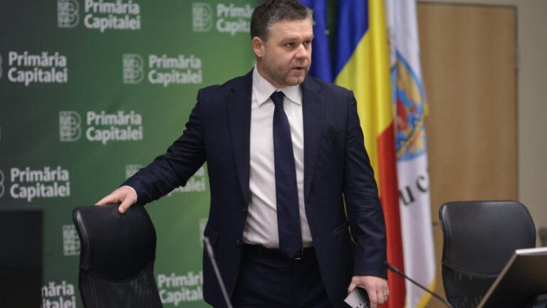 reorganizare-masiva-la-primaria-capitalei:-peste-700-de-posturi-desfiintate.-institutiile-care-vor-fi-inchise-sau-comasate-in-2026