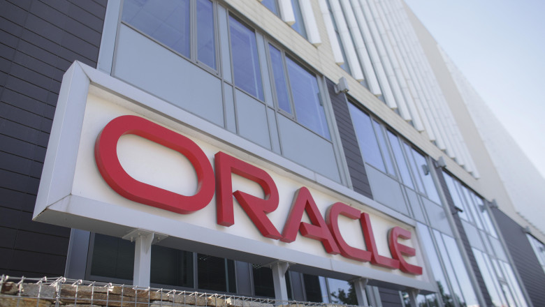 oracle-a-inceput-un-nou-val-de-concedieri,-in-timp-ce-compania-face-investitii-masive-in-inteligenta-artificiala oracle-a-inceput-un-nou-val-de-concedieri,-in-timp-ce-compania-face-investitii-masive-in-inteligenta-artificiala