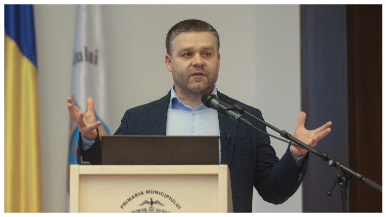 ciucu-explica-de-ce-vrea-ca-bucurestenii-care-au-masini-electrice-si-hibride-sa-plateasca-parcare ciucu-explica-de-ce-vrea-ca-bucurestenii-care-au-masini-electrice-si-hibride-sa-plateasca-parcare