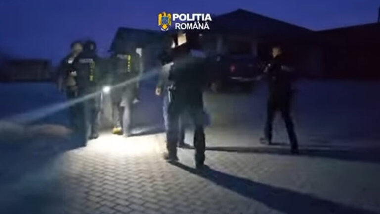 20-de-perchezitii-in-judetul-mures,-la-persoane-suspectate-ca-se-racordau-ilegal-la-reteaua-de-electricitate
