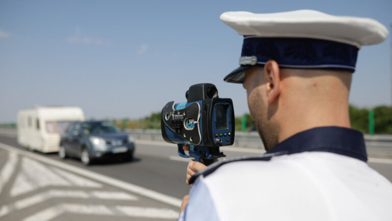 avertisment-pentru-soferi:-politistii-vor-actiona-cu-450-de-radare-pe-sosele,-de-pastele-catolic-si-floriile-ortodoxe