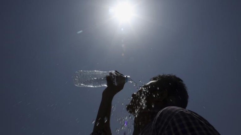 cgmb-a-aprobat-reteaua-de-„adaposturi-climatice”-in-bucuresti.-unde-se-vor-putea-refugia-oamenii-pe-canicula-si-ger