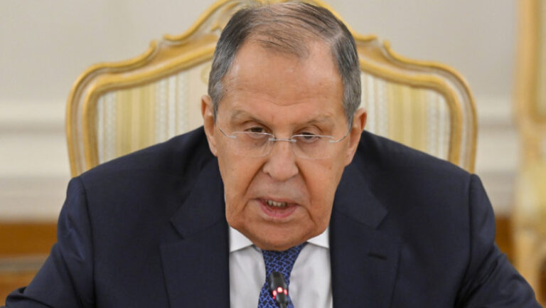 cum-se-apara-france-televisions-dupa-scandalul-iscat-de-un-interviu-cu-serghei-lavrov:-„absolut-deloc-o-favoare”