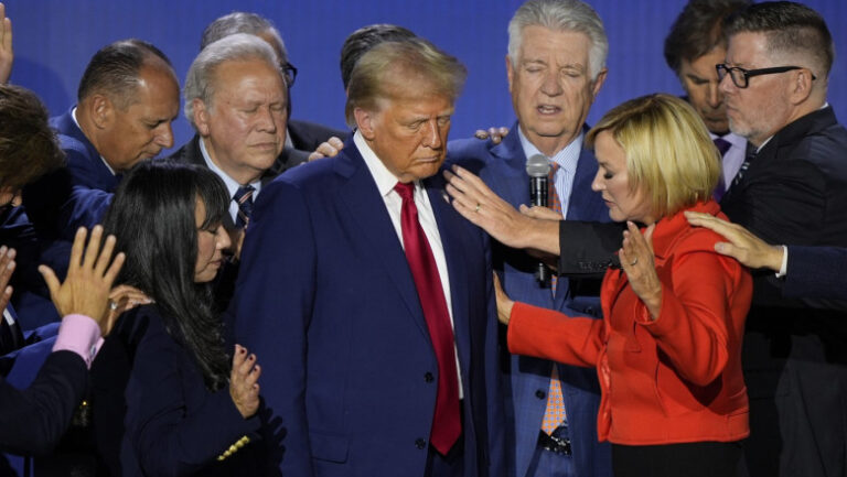 consiliera-spirituala-a-lui-donald-trump-starneste-reactii-negative-dupa-ce-a-comparat-viata-presedintelui-cu-cea-a-lui-iisus-hristos
