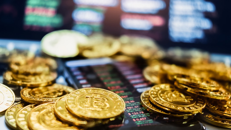 guvernul-pregateste-reglementarea-pietei-cripto:-taxa-de-0,5%-din-venituri-si-sanctiuni-pentru-operatorii-ilegali,-prevazute-in-proiect guvernul-pregateste-reglementarea-pietei-cripto:-taxa-de-0,5%-din-venituri-si-sanctiuni-pentru-operatorii-ilegali,-prevazute-in-proiect