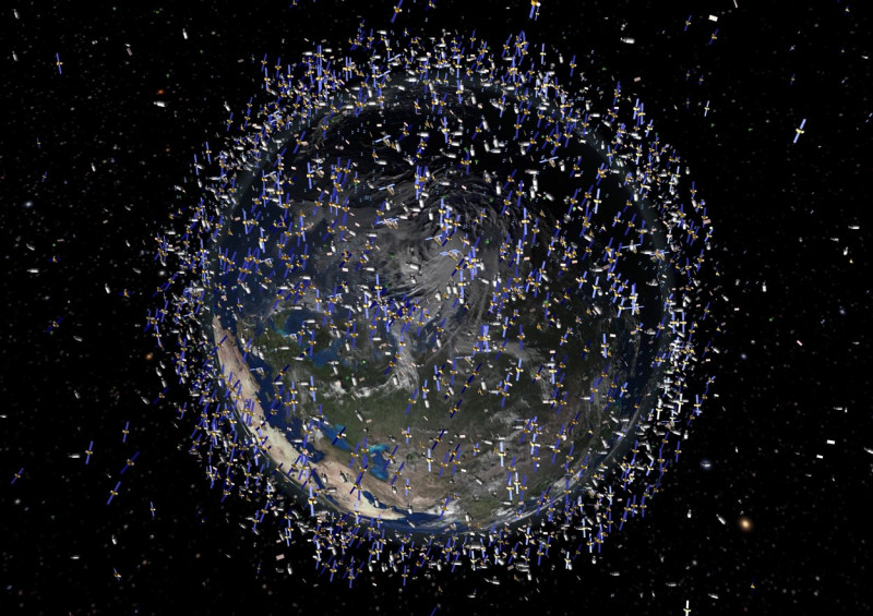 reactia-in-lant-care-risca-sa-puna-capat-lansarilor-spatiale.-de-ce-ar-ajunge-satelitii-de-pe-orbita-sa-scape-complet-de-sub-control reactia-in-lant-care-risca-sa-puna-capat-lansarilor-spatiale.-de-ce-ar-ajunge-satelitii-de-pe-orbita-sa-scape-complet-de-sub-control
