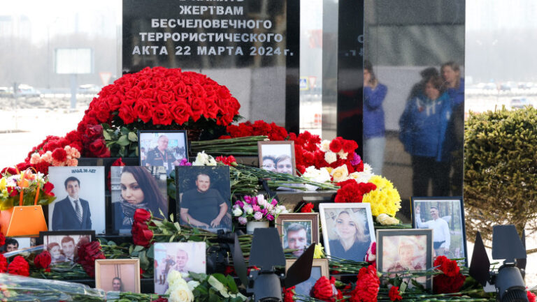 jihadistul-principal-din-atacul-de-la-crocus-city-hall-s-a-sinucis-in-inchisoare,-un-altul-a-fost-salvat-de-medici