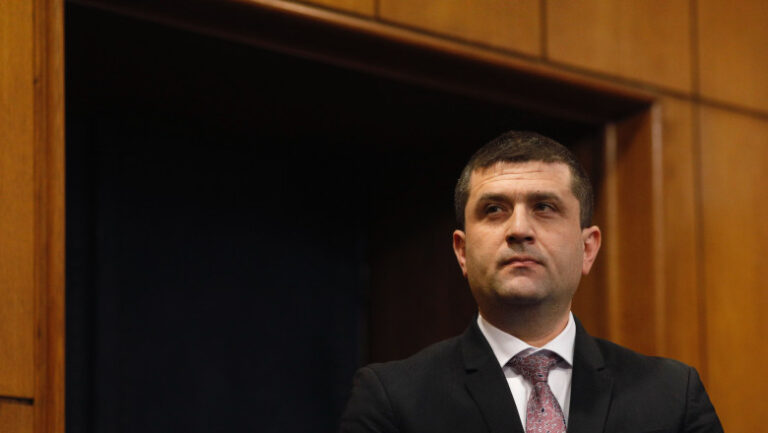 radu-miruta-respinge-scenariile-unui-atac-din-iran-asupra-romaniei:-scutul-de-la-deveselu-„este-o-capacitate-fantastica-de-aparare”