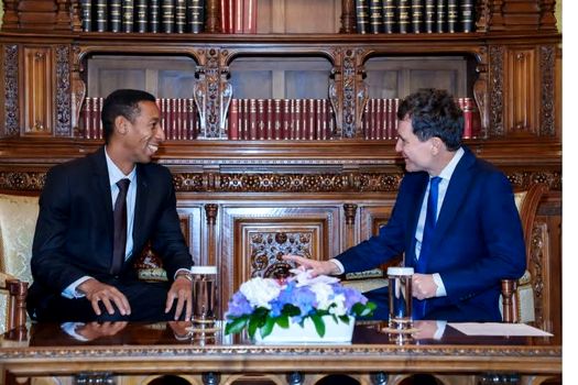 exclusiv.-„la-masa-se-asaza-pentru-a-construi,-nu-pentru-ura”-–-ambasadorul-cubei-in-romania,-alexander-valentin-rodriguez-salazar,-explica-ce-nu-inteleg-europenii-despre-cuba-–-interviu-ping-pong: