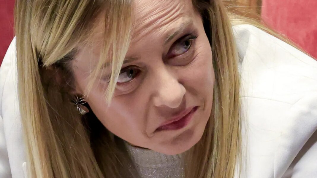 giorgia-meloni-si-a-anulat-o-vizita-externa-pentru-a-merge-la-modena-la-o-zi-dupa-atacul-din-centrul-orasului