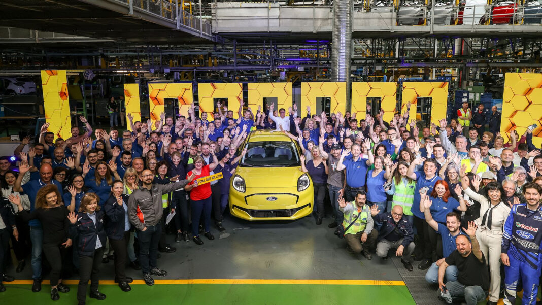 borna-istorica-la-craiova:-ford-otosan-a-produs-masina-cu-numarul-1000000.-reusita-poarta-numele-unui-model-electric