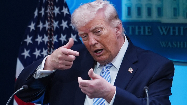 donald-trump,-euforic-dupa-ce-emisiunea-lui-stephen-colbert-a-ajuns-la-final:-„slava-domnului-ca-a-plecat.-era-ca-un-mort!”