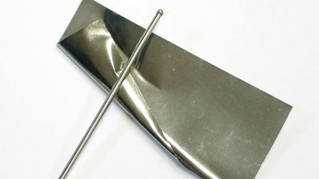 nu-aurul-este-cel-mai-scump-metal-din-lume-ce-material-a-depasit-20.000-de-euro-pe-uncie