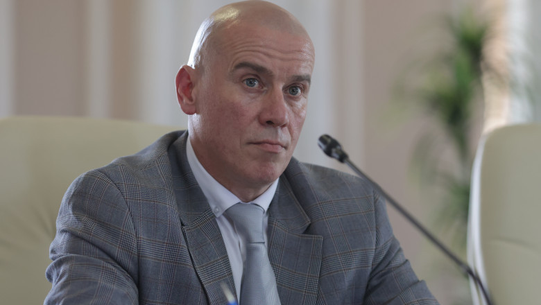 lider-udmr-ii-cere-demisia-ministrului-culturii-dupa-aparitia-unei-inregistrari-in-care-demeter-injura-interesul-national:-„sunt-ungur” lider-udmr-ii-cere-demisia-ministrului-culturii-dupa-aparitia-unei-inregistrari-in-care-demeter-injura-interesul-national:-„sunt-ungur”