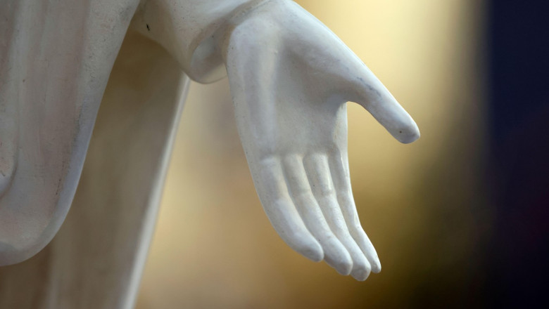 cea-mai-inalta-statuie-a-fecioarei-maria-din-europa,-inaugurata-in-vara,-in-polonia.-depaseste-hristos-mantuitorul-din-rio-de-janeiro
