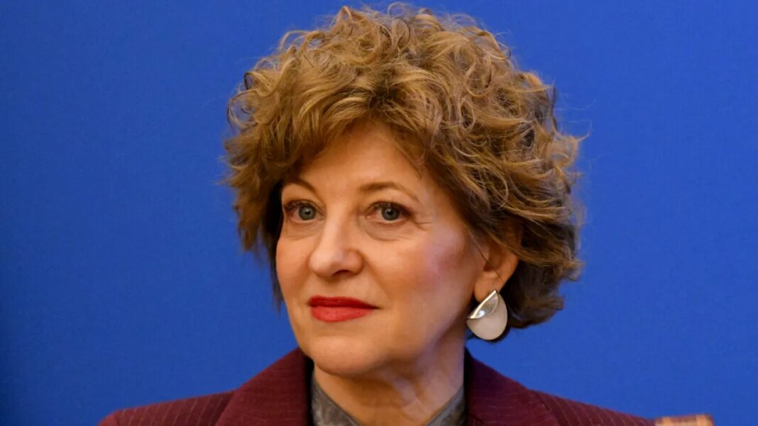 oana-gheorghiu-acuza-„fabrica-de-copy-paste”-din-companiile-de-stat:-„un-singur-plan-copiat-de-patru-ori,-indiferent-de-context-si-specificitati”