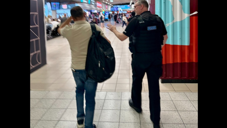pasagerul-unei-curse-aeriene-londra-luton-–-bacau,-dat-jos-din-avion-dupa-ce-a-furat-ochelari-de-soare-din-duty-free pasagerul-unei-curse-aeriene-londra-luton-–-bacau,-dat-jos-din-avion-dupa-ce-a-furat-ochelari-de-soare-din-duty-free